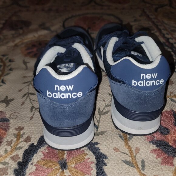 New balance navy blue like new - Picture 3 of 5
